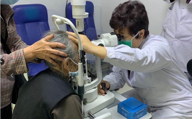 白內(nèi)障手術